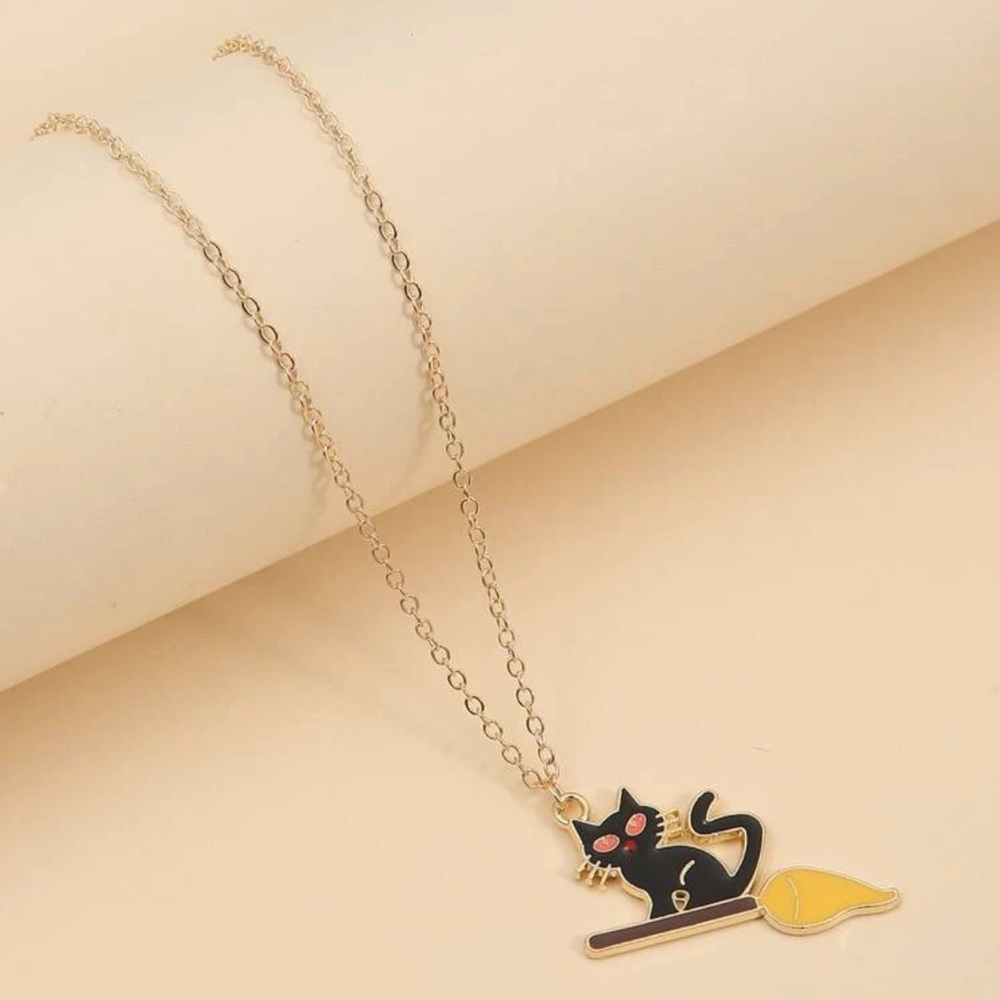 🐈‍⬛ Adorable Kitty Cat On Broomstick Necklace 🧹